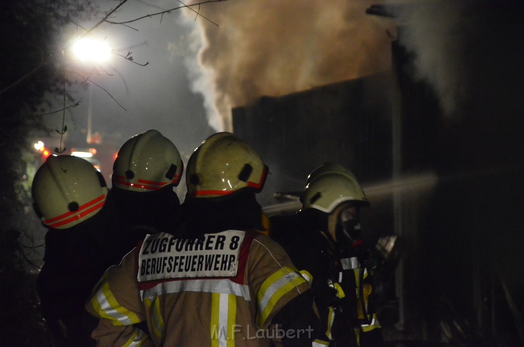 Feuer 3 Koeln Ostheim Rath Roesrathertstr P0440.JPG - Miklos Laubert
